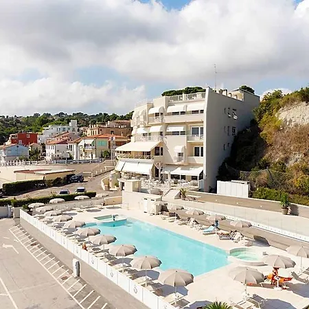 Scogliera Otel Numana
