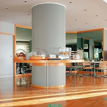 Scogliera Otel 3*